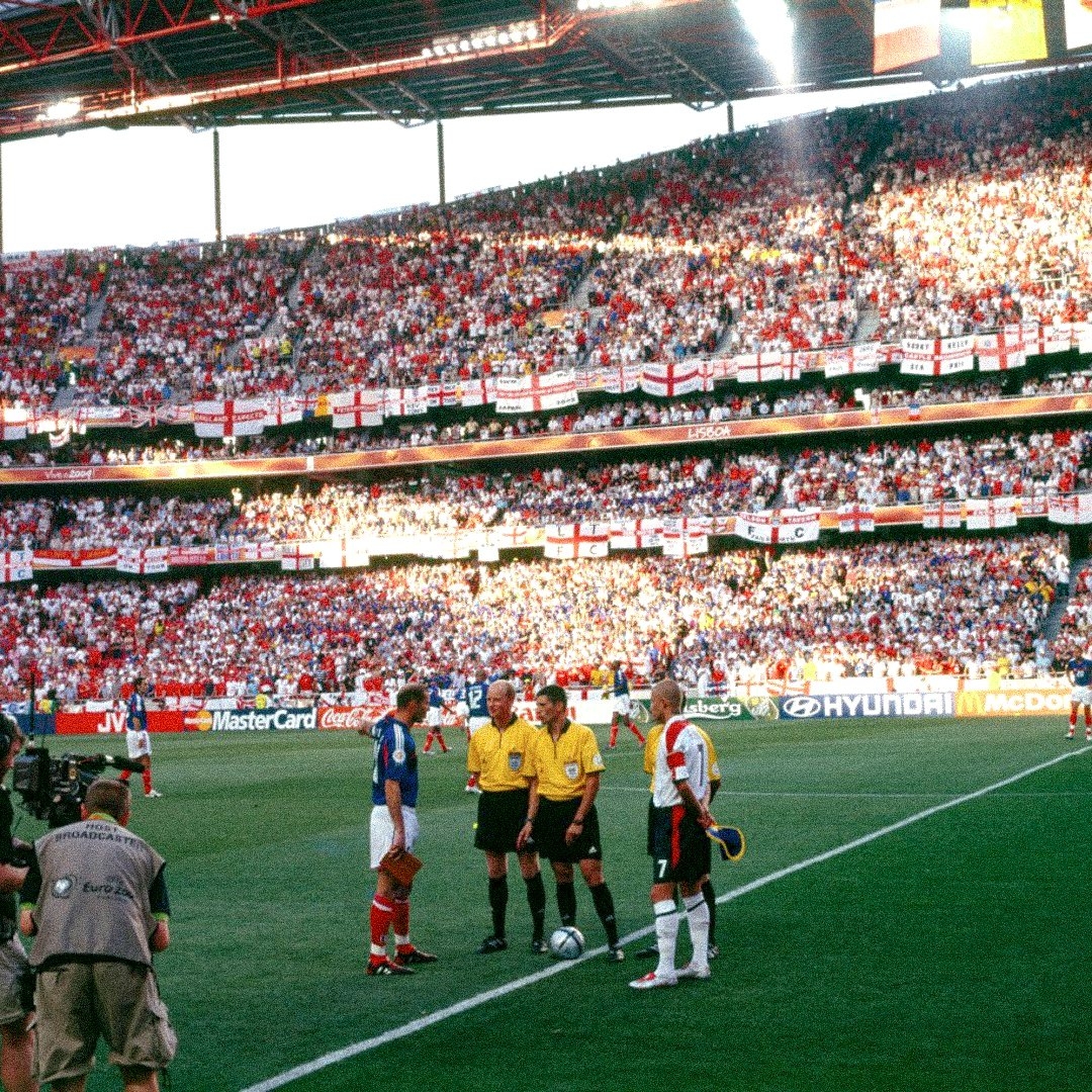 04年欧洲杯英格兰的首战，被齐达内补时双响逆转绝杀！你还记得吗